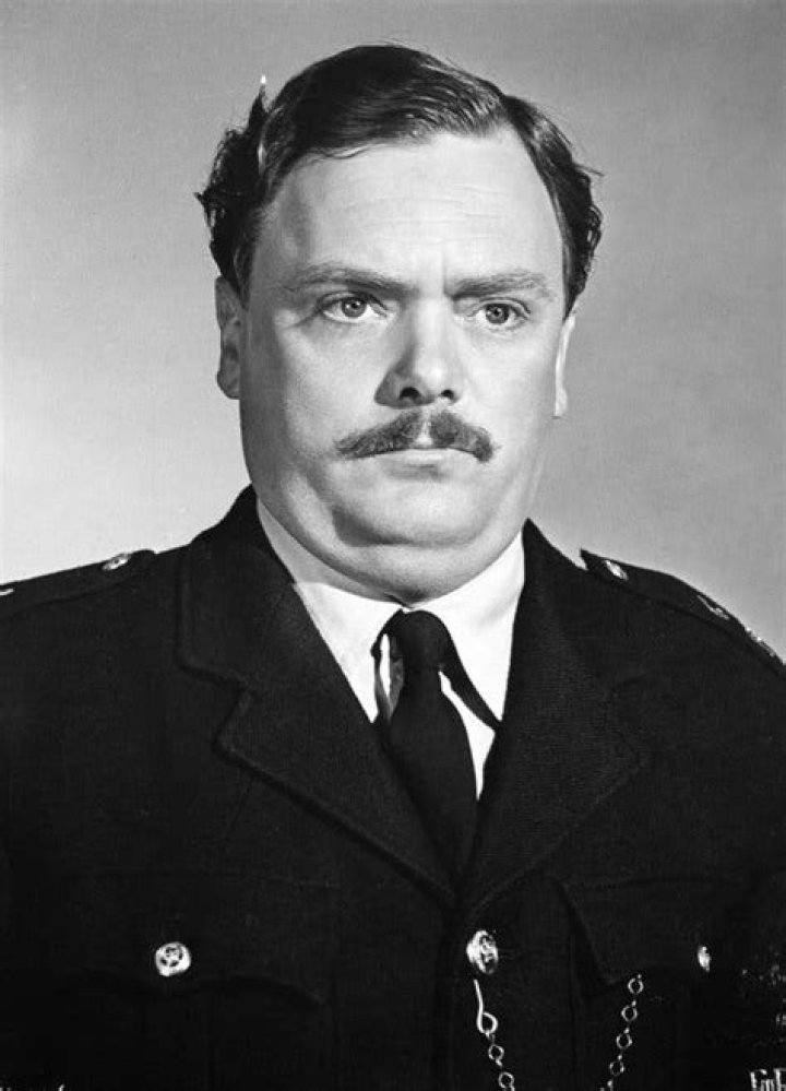 Bernard Fox