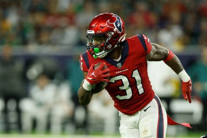 Where did Dameon Pierce go to high school? 1 dameon pierce