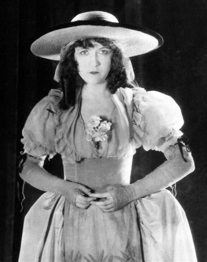 Dorothy Gish Dorothy Gish