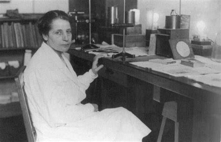 Lise Meitner Lise Meitner
