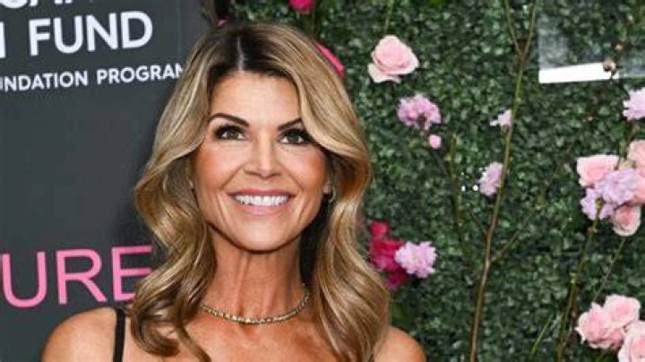 Lori Loughlin Net Worth