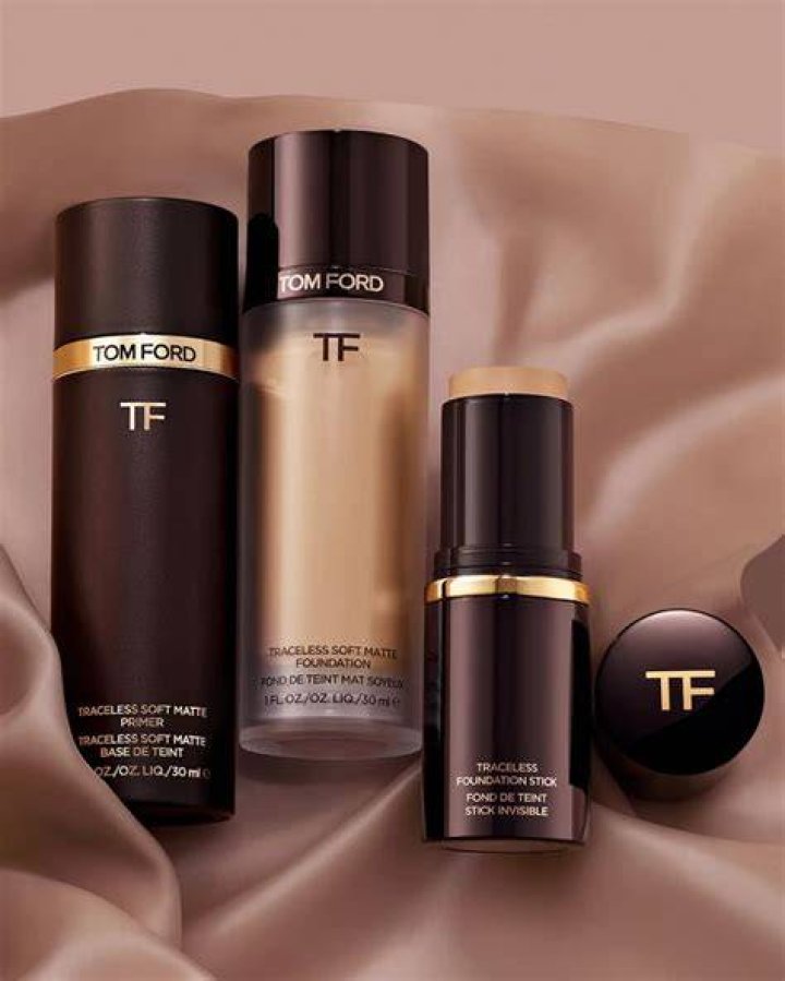 Shirley Bunton: Who is Tom Ford's mother? 1 Tom Ford 1