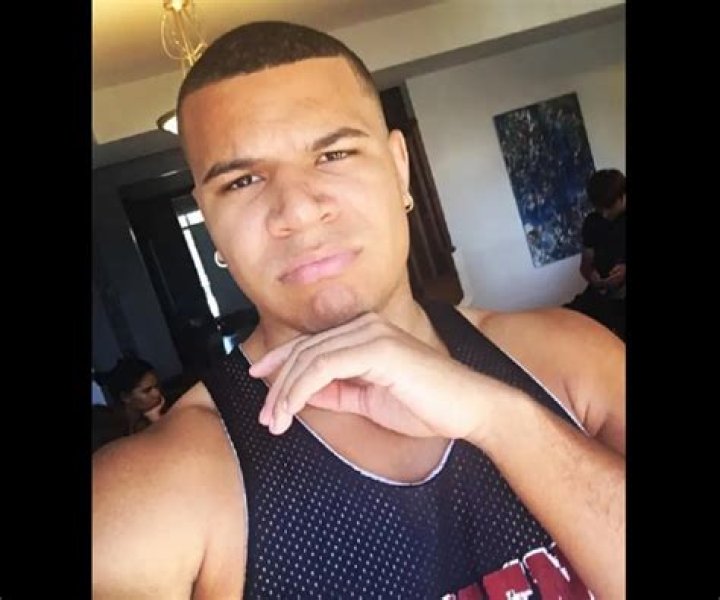 WolfieRaps Biography